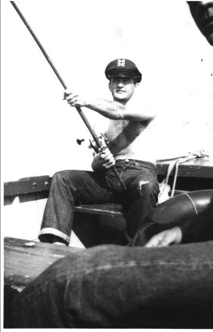 Dufish's Dad pretending to fish off Catalina back in the '50s