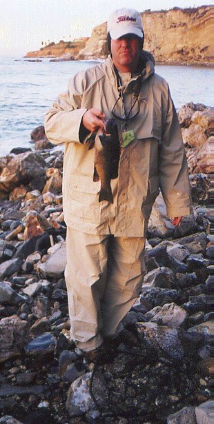 Breakwall Dan caught this opaleye at Opaleye Point, the largest of the day, 12/2002
