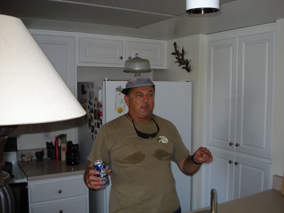 I swear to God it was this big!! Dufish talking about Breakwall Dan's huge sand bass 8/2/2008