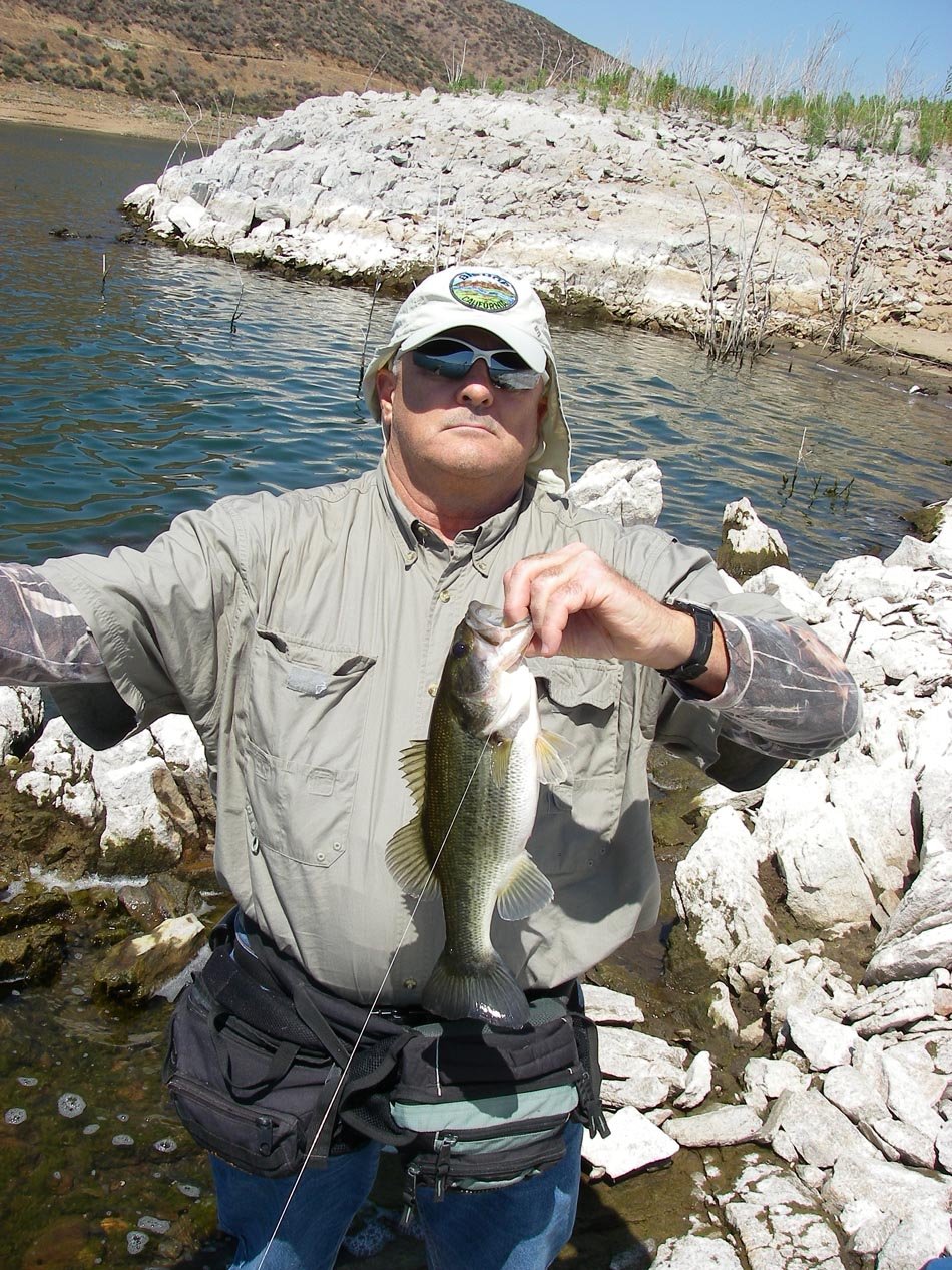Mike Dufish nails a 3-lb largemouth at Diamond Valley Lake 5/1/2013