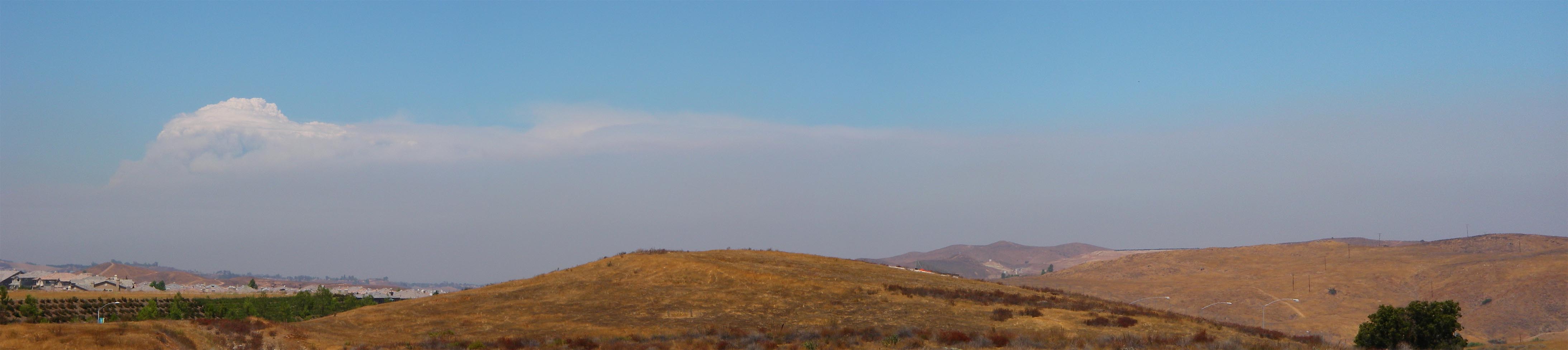 Smoke from the Station Fire in the Angeles National Forest as seen from Indian Truck Trail in Temescal Valley 8/31/2009