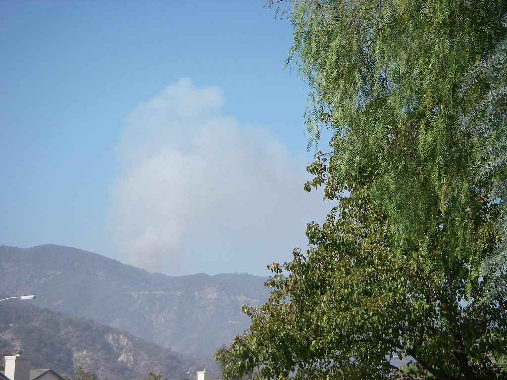 Santiago Fire still burning 11/5/2007