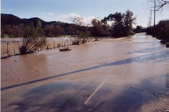 Temescal Creek over the road, 01/2005