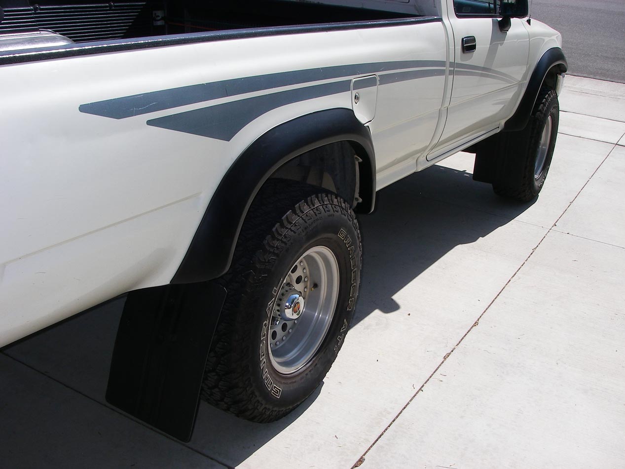 Installed Bushwacker fender extentions 1/29/2014